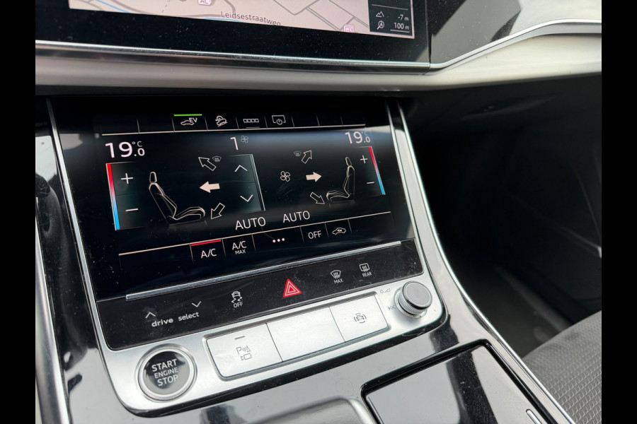 Audi Q7 55 TFSI e quattro Pro Line S Panoramadak Luchtvering 21 inch velgen Bang en Olufsen 3D Zwarte hemel Trekhaak Camera Sportstoelen Deels leder