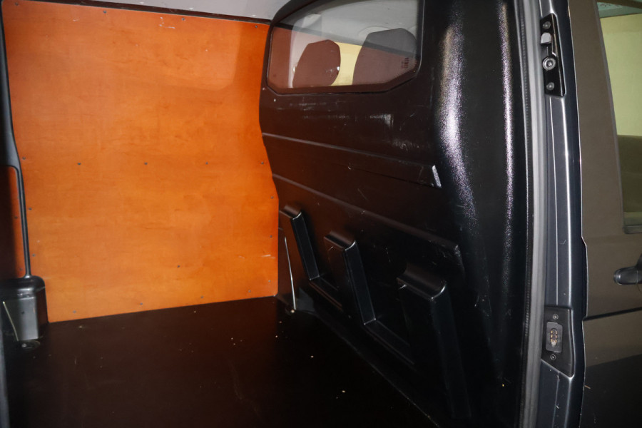Volkswagen Transporter 2.0 TDI L2 H1 Airco