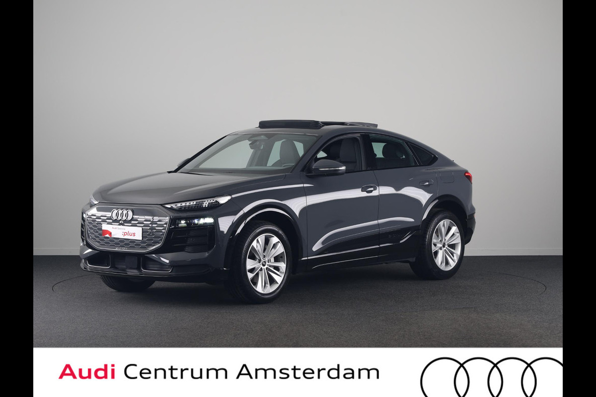 Audi Q6 Sportback e-tron Advanced edition 83 kWh 252 pk | Verlengde garantie | Navigatie | Warmtepomp | Panoramadak | Parkeersensoren (Park assist) | Rondomzicht camera | Stoelverwarming v/a |