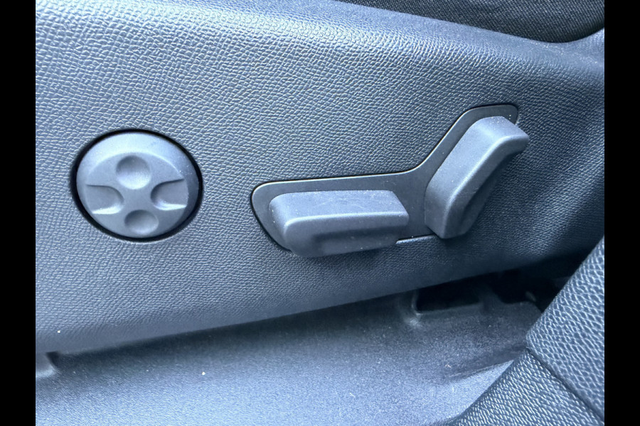 Citroën C5 Aircross 180pk Shine (Elektrisch Schuifdak - Trekhaak - Leder incl verwarming/massage/geheugen - Elektrische klep - LED - Grip Controle -