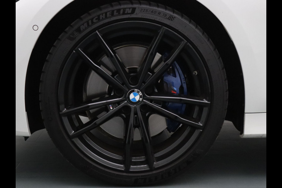 BMW 3-serie 375pk M340i xDrive Executive Apple Carplay/Android Auto | Climate