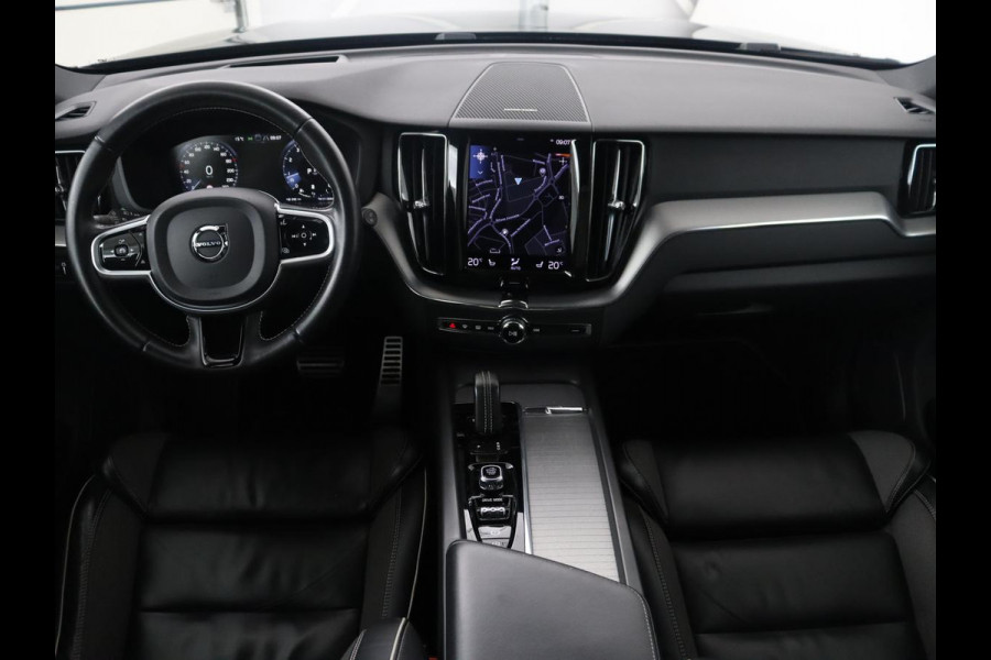 Volvo XC60 2.0 B5 R-Design | Trekhaak | Pano-Dak | LED | Harman Kardon Sound | 360 Camera