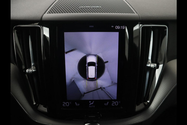 Volvo XC60 2.0 B5 R-Design | Trekhaak | Pano-Dak | LED | Harman Kardon Sound | 360 Camera