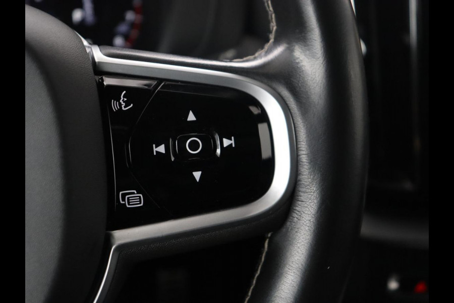 Volvo XC60 2.0 B5 R-Design | Trekhaak | Pano-Dak | LED | Harman Kardon Sound | 360 Camera
