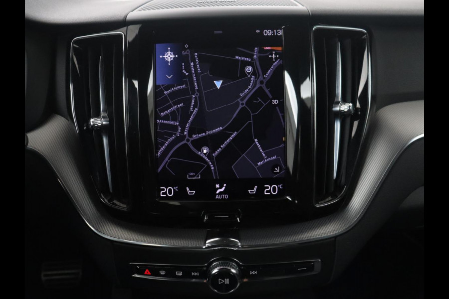 Volvo XC60 2.0 B5 R-Design | Trekhaak | Pano-Dak | LED | Harman Kardon Sound | 360 Camera