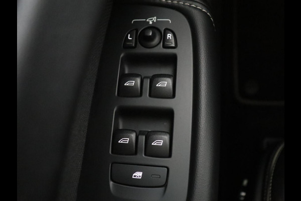 Volvo XC60 2.0 B5 R-Design | Trekhaak | Pano-Dak | LED | Harman Kardon Sound | 360 Camera