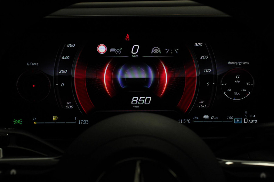 Mercedes-Benz GLC 400e 4MATIC AMG Line PHEV  Navigatie Panorama dak Lederen bekleding Camera Electrisch bedienbare achterklep Trekhaak Adaptive cruise control