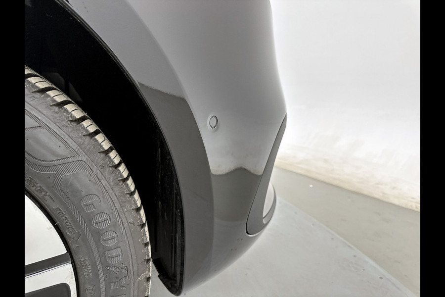 Mercedes-Benz Vito 119 CDI L2 Select 360 Camera Distronic Trekhaak Standkachel Stoelverwarming Led voor+achter