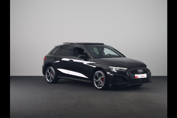 Audi A3 Sportback 45 TFSI e S-Line Competition 245 pk Plug in Hybrid  | Panoramadak | Parkeersensoren (Park assist) | Achteruitrijcamera | | Verlengde garantie | Navigatie