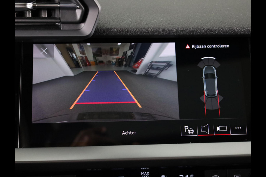 Audi A3 Sportback 45 TFSI e S-Line Competition 245 pk Plug in Hybrid  | Panoramadak | Parkeersensoren (Park assist) | Achteruitrijcamera | | Verlengde garantie | Navigatie