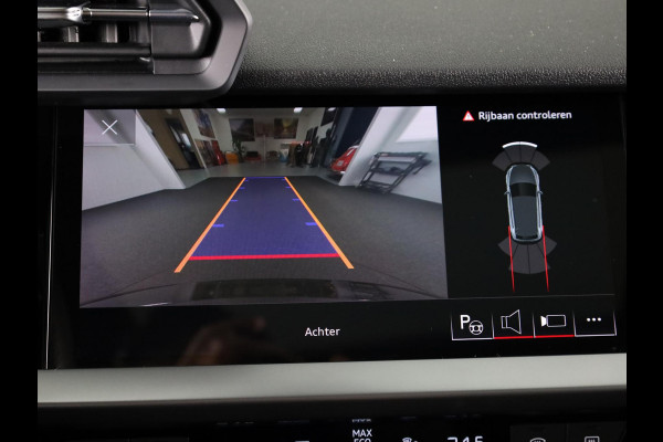 Audi A3 Sportback 45 TFSI e S-Line Competition 245 pk Plug in Hybrid  | Panoramadak | Parkeersensoren (Park assist) | Achteruitrijcamera | | Verlengde garantie | Navigatie