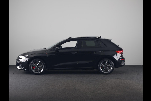 Audi A3 Sportback 45 TFSI e S-Line Competition 245 pk Plug in Hybrid  | Panoramadak | Parkeersensoren (Park assist) | Achteruitrijcamera | | Verlengde garantie | Navigatie