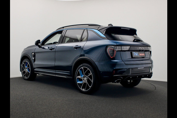 Lynk & Co 01 1.5 261PK Plug-in Hybrid *Zwarte Hemel* 360° Camera Pano/dak Apple/Carplay Adaptive/Cruise