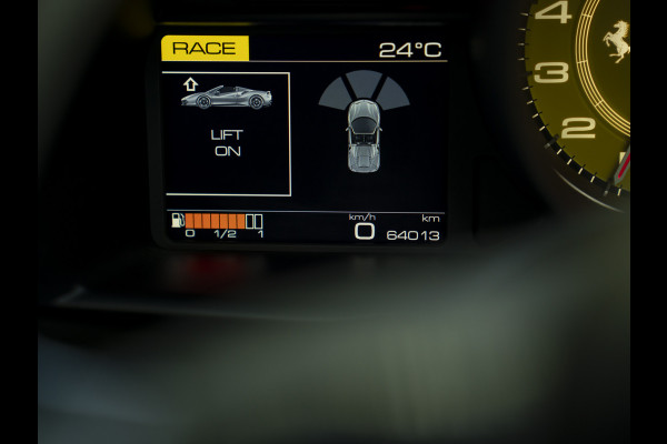 Ferrari 488 3.9 Spider HELE | Carbon ext. | New Power 06-2028 | Lift | CarPlay