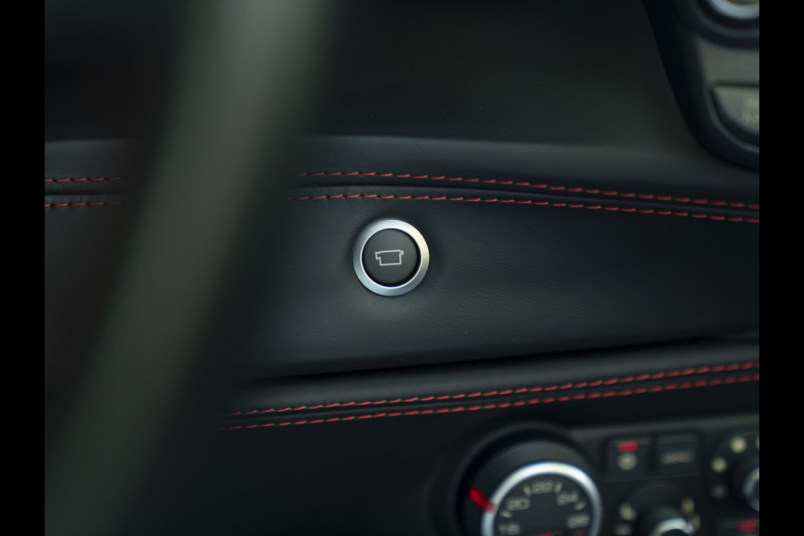 Ferrari 488 3.9 Spider HELE | Carbon ext. | New Power 06-2028 | Lift | CarPlay