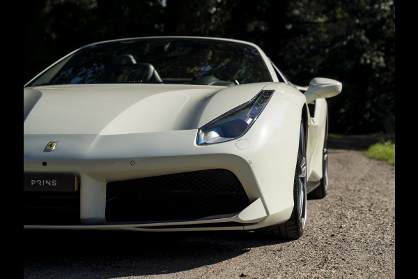 Ferrari 488 3.9 Spider HELE | Carbon ext. | New Power 06-2028 | Lift | CarPlay