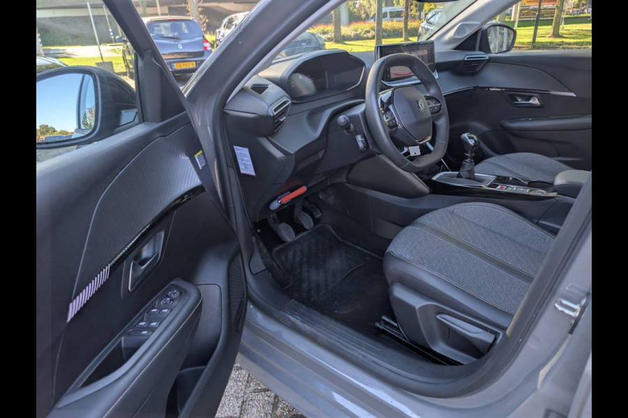 Peugeot 208 1.2 PureTech 100 Allure