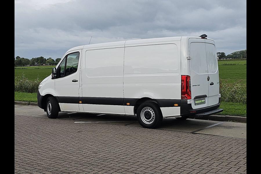 Mercedes-Benz Sprinter 315 L2H1 RWD Koeler carrier, Cruise control, Tachograaf, Pdc, Carplay, 360 Gr.- Camera, Lane-assit, Stoelverwarming, Dodehoek detectie,