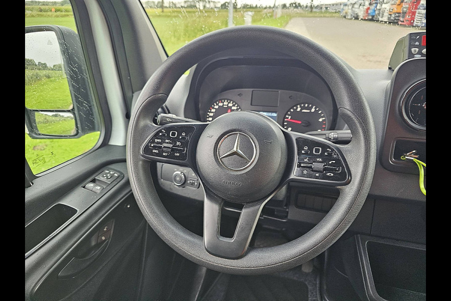 Mercedes-Benz Sprinter 315 L2H1 RWD Koeler carrier, Cruise control, Tachograaf, Pdc, Carplay, 360 Gr.- Camera, Lane-assit, Stoelverwarming, Dodehoek detectie,