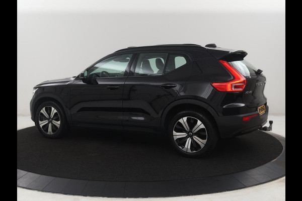 Volvo XC40 1.5 T4 Plug-in hybrid Ultimate Dark | SOH 87,6% | Panoramadak | Trekhaak | Leder | Stuur/stoel verwarming | Harman/kardon | Adaptive cruise | Camera |