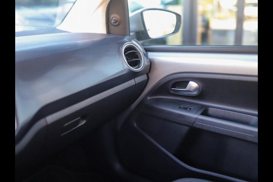 Volkswagen up! 1.0 | BTW | Bluetooth | Airco