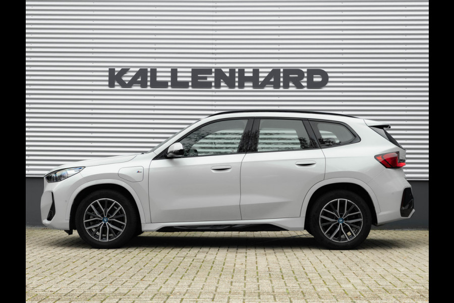 BMW X1 xDrive25e M-Sport - Stoelverwarming - Camera - Adaptive LED