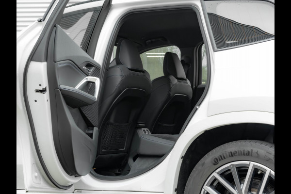 BMW X1 xDrive25e M-Sport - Stoelverwarming - Camera - Adaptive LED