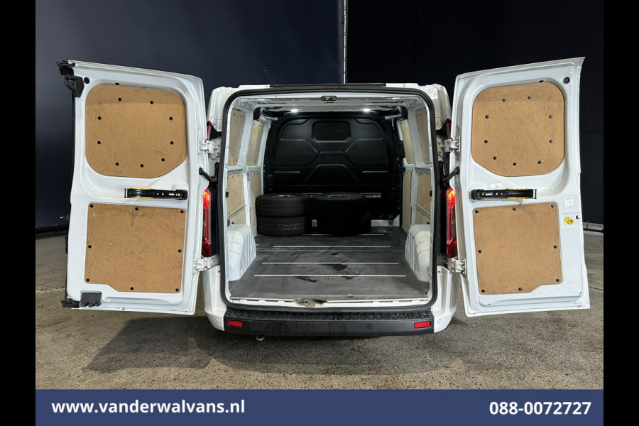 Ford Transit Custom 2.0 TDCI 105pk L2H1 Euro6 Airco | Camera | Navigatie | LED | Apple Carplay Cruisecontrol, Stoelverwarming, Verwarmde Voorruit, Parkeersensoren, Bijrijdersbank, 2800kg trekvermogen
