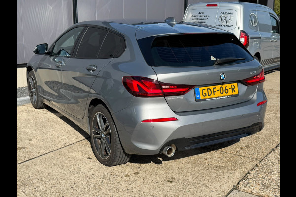 BMW 1-serie 116i / camera / carplay / navigatie skyscraper