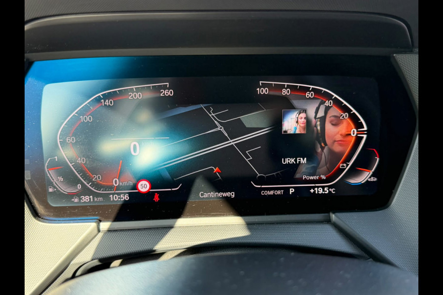 BMW 1-serie 116i / camera / carplay / navigatie skyscraper