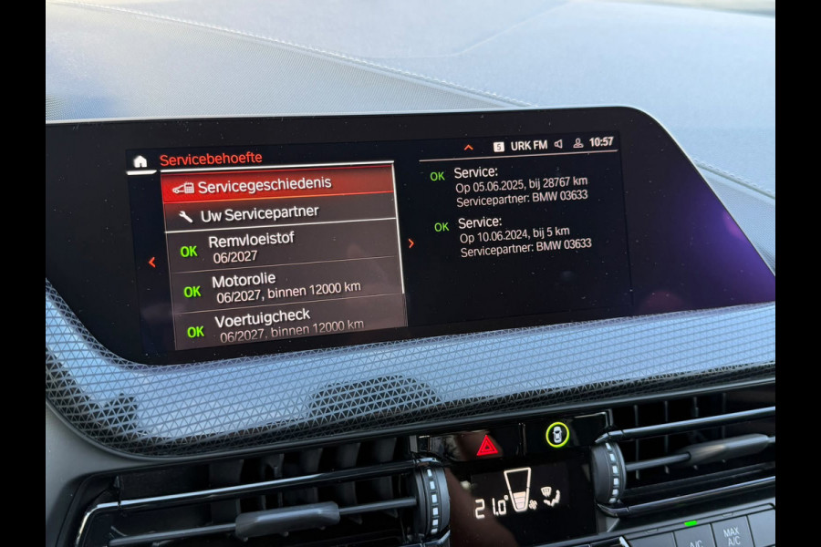 BMW 1-serie 116i / camera / carplay / navigatie skyscraper