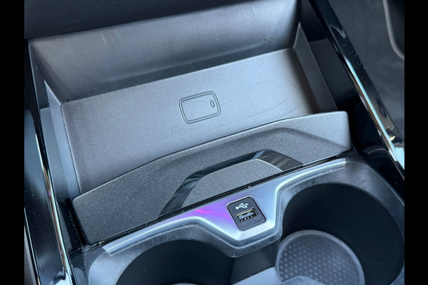 BMW 1-serie 116i / camera / carplay / navigatie skyscraper
