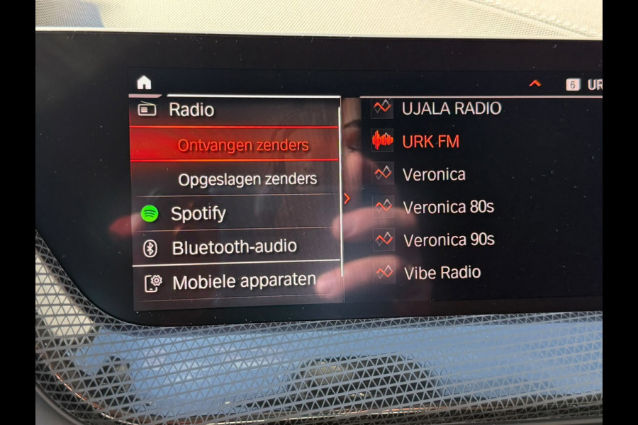 BMW 1-serie 116i / camera / carplay / navigatie skyscraper