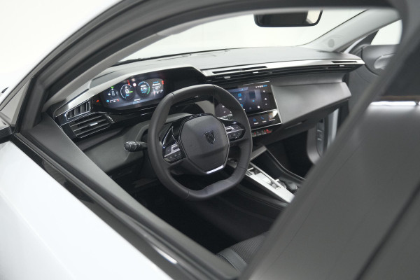 Peugeot 308 SW 1.6 Plug-in Hybrid 180 Allure | 360 Camera | Adaptieve Cruise Control | Navigatie | Apple Carplay