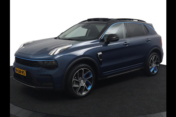Lynk & Co 01 1.5*PLUG-IN*NAVI*PANO*CAM*ACC*CARPLAY*ECC*LED*