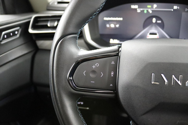 Lynk & Co 01 1.5*PLUG-IN*NAVI*PANO*CAM*ACC*CARPLAY*ECC*LED*