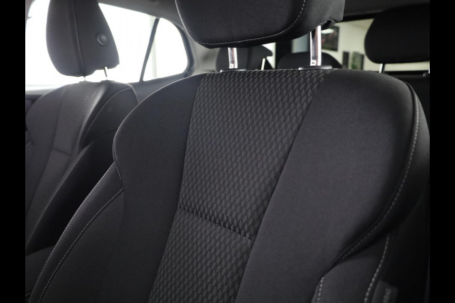 Škoda Fabia Business Edition 1.0 TSI 95PK | Verlengde garantie | Navigatie via App | Parkeersensoren | Achteruitrijcamera | Stoelverwarming |