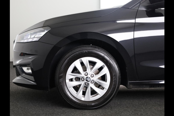 Škoda Fabia Business Edition 1.0 TSI 95PK | Verlengde garantie | Navigatie via App | Parkeersensoren | Achteruitrijcamera | Stoelverwarming |