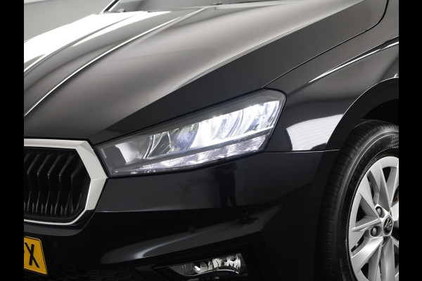 Škoda Fabia Business Edition 1.0 TSI 95PK | Verlengde garantie | Navigatie via App | Parkeersensoren | Achteruitrijcamera | Stoelverwarming |