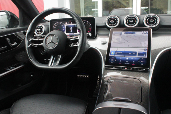 Mercedes-Benz C-Klasse Estate 200 218PK Launch Edition AMG Line | FULL LEDEREN BEKLEDING | PANORAMISCH SCHUIF/KANTELDAK | DIGITAL LIGHT (MATRIX LED) | SFEERVERLICHTING | ELEKTRISCH VERSTELBARE VOORSTOELEN MET GEHEUGEN OP BEIDE STOELEN | STOELVERWARMING | ELEKTRISCHE STUURVERSTELLING MET GEHEUGEN | 19'' MULTISPAAKS LICHTMETALEN VELGEN | VERKEERSLICHTEN WEERGAVE | 360° CAMERA | DRAADLOOS APPLECARPLAY/ANDROID AUTO | DRAADLOZE TELEFOONLADER | WIDE SCREEN SCHERM | NIGHT PAKKET | DODEHOEK DETECTIE | EXTRA GETINTE ACHTERSTE RUITEN | PREMIUM AUDIO | ELEKTRISCH BEDIENBARE ACHTERKLEP | KEYLESS ENTRY |