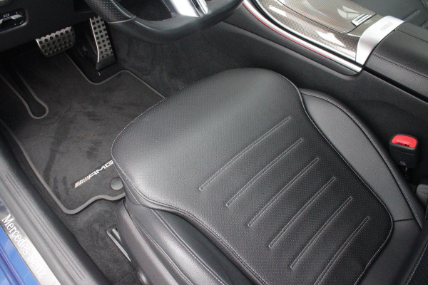 Mercedes-Benz C-Klasse Estate 200 218PK Launch Edition AMG Line | FULL LEDEREN BEKLEDING | PANORAMISCH SCHUIF/KANTELDAK | DIGITAL LIGHT (MATRIX LED) | SFEERVERLICHTING | ELEKTRISCH VERSTELBARE VOORSTOELEN MET GEHEUGEN OP BEIDE STOELEN | STOELVERWARMING | ELEKTRISCHE STUURVERSTELLING MET GEHEUGEN | 19'' MULTISPAAKS LICHTMETALEN VELGEN | VERKEERSLICHTEN WEERGAVE | 360° CAMERA | DRAADLOOS APPLECARPLAY/ANDROID AUTO | DRAADLOZE TELEFOONLADER | WIDE SCREEN SCHERM | NIGHT PAKKET | DODEHOEK DETECTIE | EXTRA GETINTE ACHTERSTE RUITEN | PREMIUM AUDIO | ELEKTRISCH BEDIENBARE ACHTERKLEP | KEYLESS ENTRY |