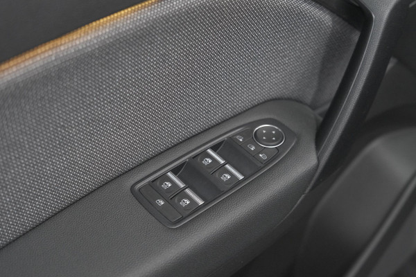 Renault Symbioz 1.6 E-Tech full hybrid 145 techno | Elektrische Kofferklep | Adaptieve Cruise Control | Camera | Parkeersensoren