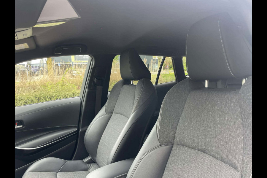 Toyota Corolla Touring Sports 1.8 Hybrid TeamNL / trekhaak / camera