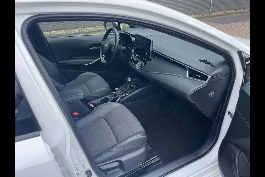 Toyota Corolla Touring Sports 1.8 Hybrid TeamNL / trekhaak / camera