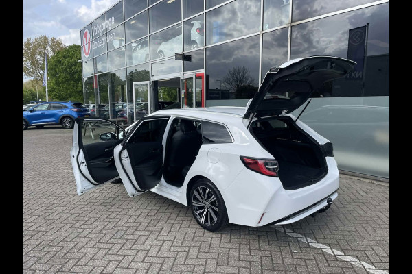 Toyota Corolla Touring Sports 1.8 Hybrid TeamNL / trekhaak / camera