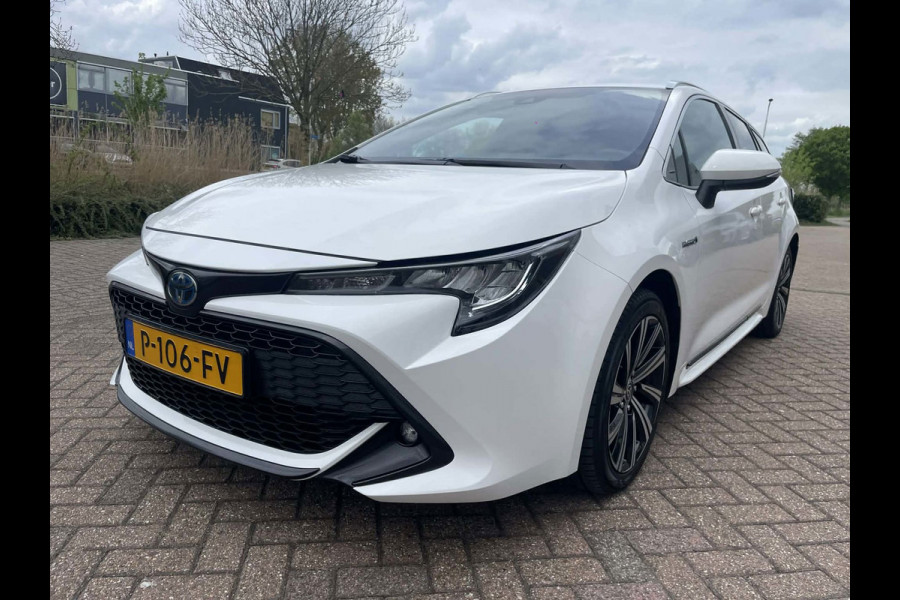 Toyota Corolla Touring Sports 1.8 Hybrid TeamNL / trekhaak / camera