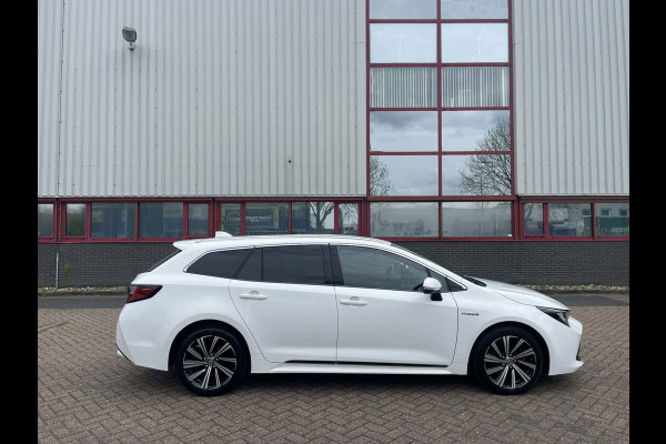 Toyota Corolla Touring Sports 1.8 Hybrid TeamNL / trekhaak / camera
