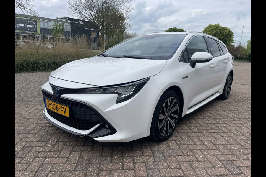 Toyota Corolla Touring Sports 1.8 Hybrid TeamNL / trekhaak / camera