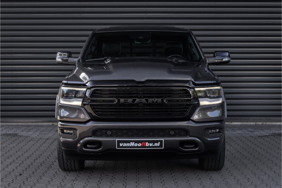 Dodge Ram 1500 5.7 V8 4x4 Crew Cab Laramie Pano - Harman Kardon - Trekhaak