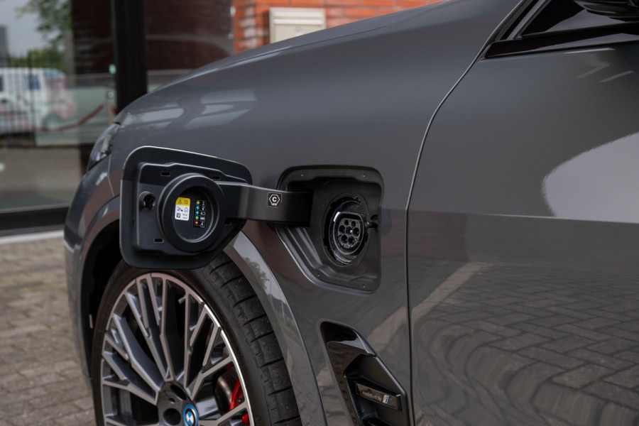 BMW X5 xDrive50e M-Sport Pro Pano Carbon H/K 22''